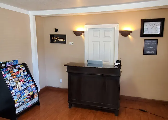 The L Downtown/nau Conference Center Motel 2*