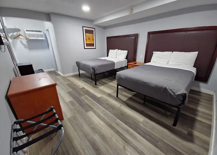 The L Downtown/nau Conference Center Motel